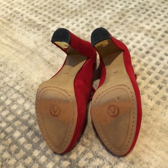 Size 8 red suede wish bone Mary janes - Picture 3 of 5